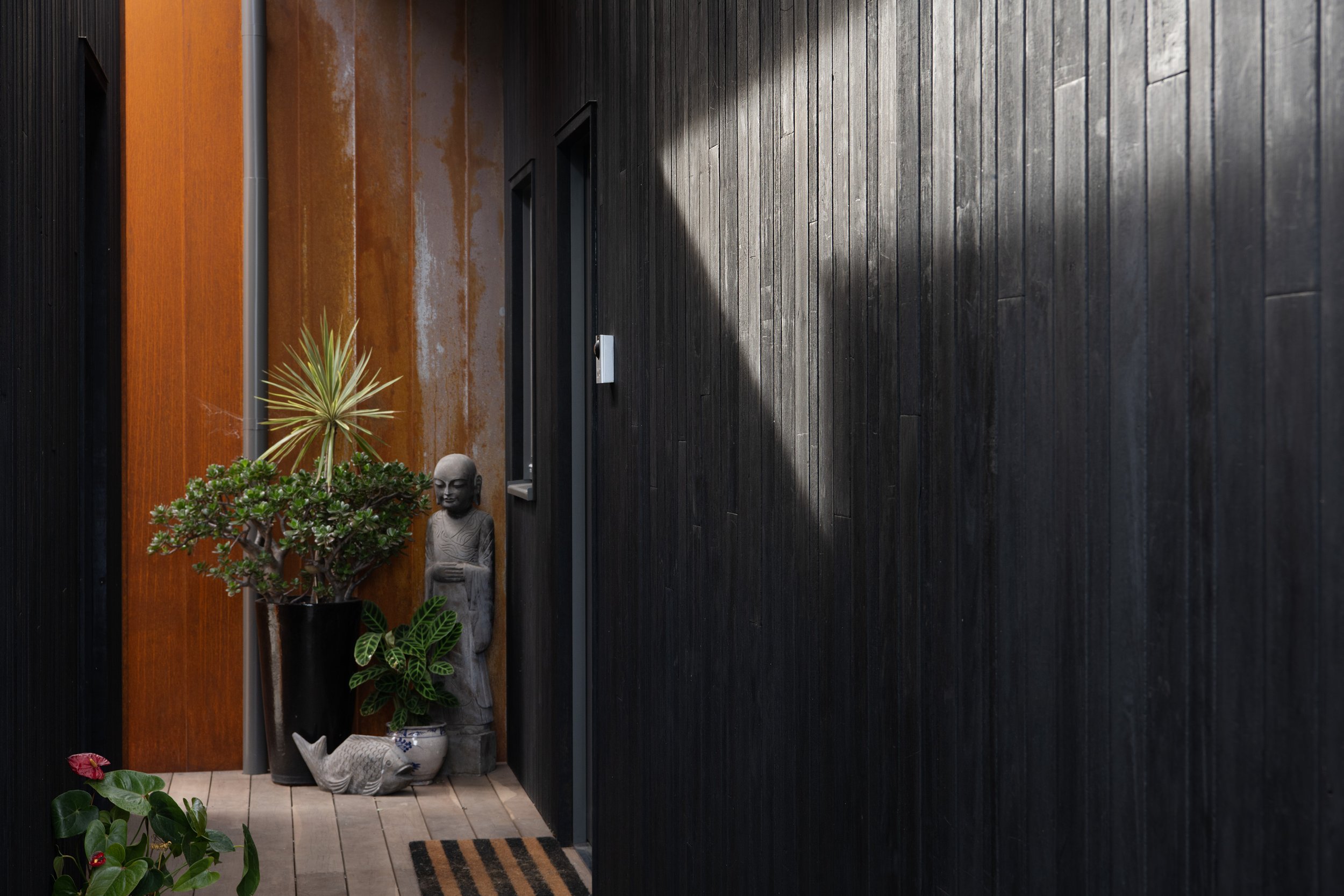 Noble +porch+entry