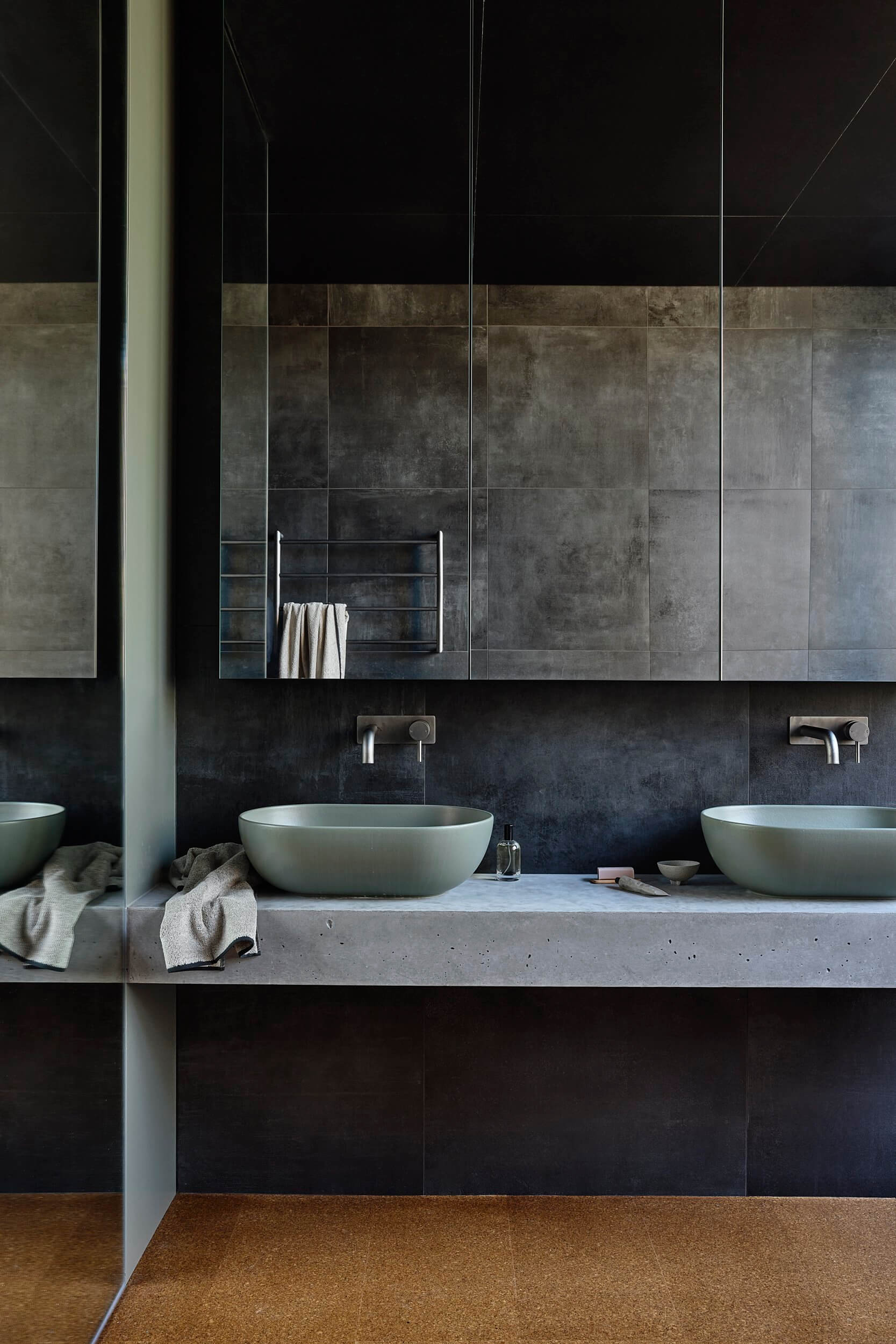 Aphi Projects Fifth Avenue 11